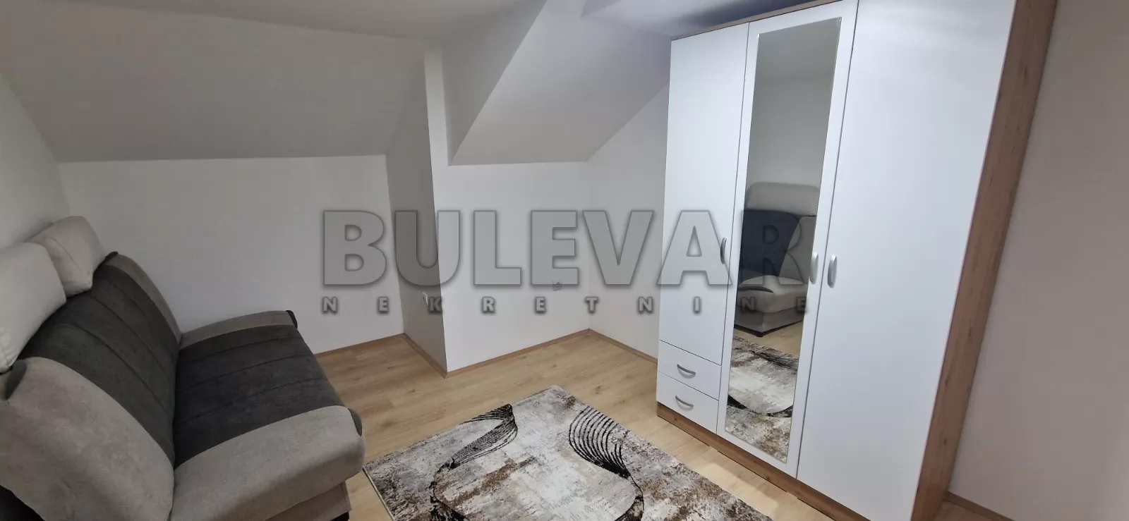 Trosoban stan, 86 m2, Janka Katića ID: i-016164 4