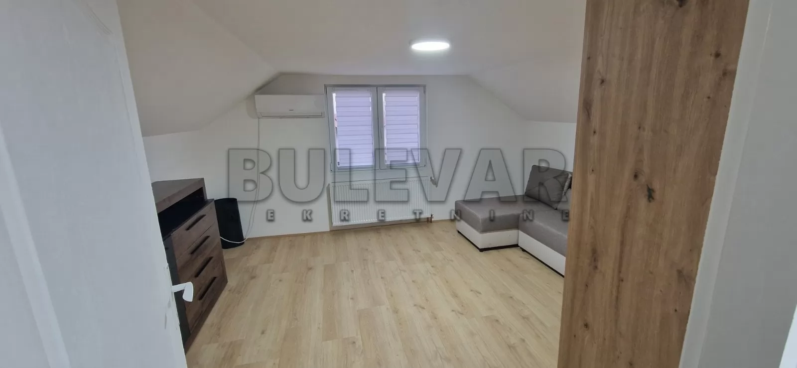 Trosoban stan, 86 m2, Janka Katića ID: i-016164 6