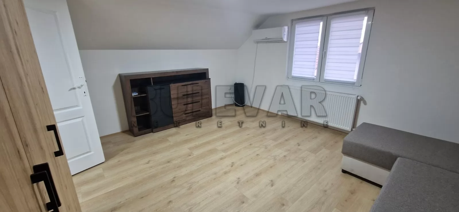 Trosoban stan, 86 m2, Janka Katića ID: i-016164 7