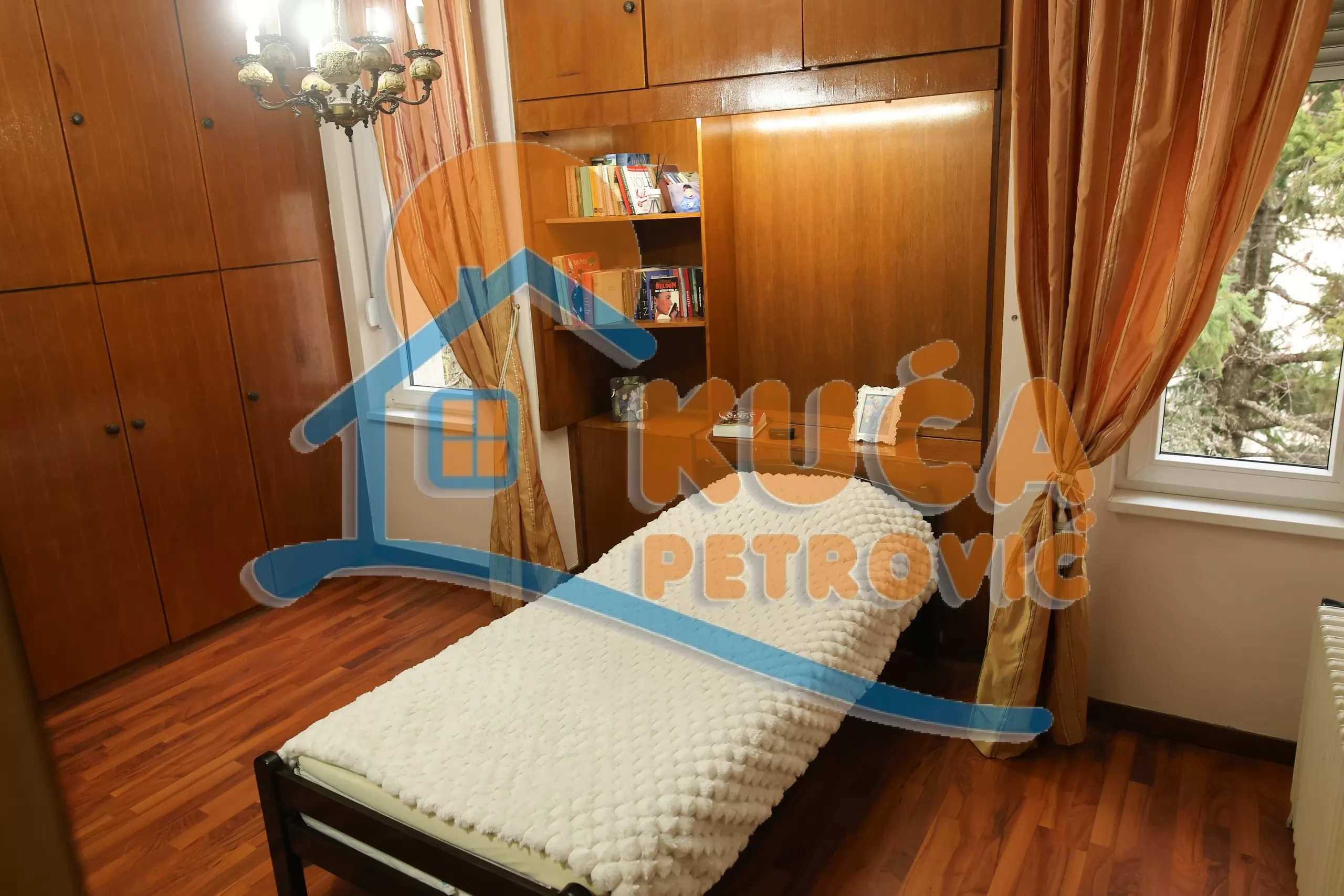 četvorosoban stan, 163 m2, Centar, Nade Tomić ID: p-016153 14