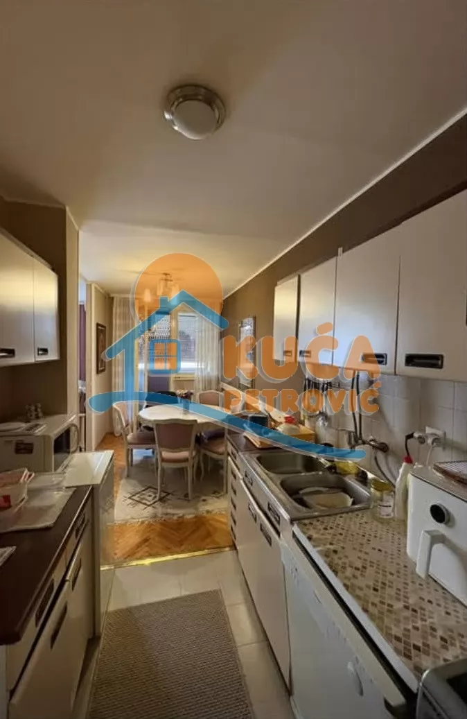 četvorosoban stan, 84 m2, Park Svetog Save, Vizantijski bulevar ID: p-016177 4