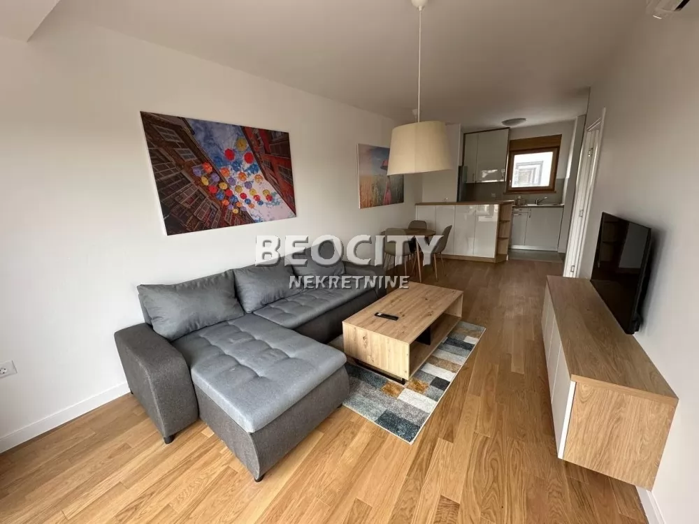 Dvosoban stan, 47 m2, Centar, Tošin bunar ID: 130919 1