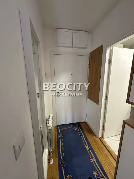 Dvosoban stan, 47 m2, Centar, Tošin bunar ID: 130919 12
