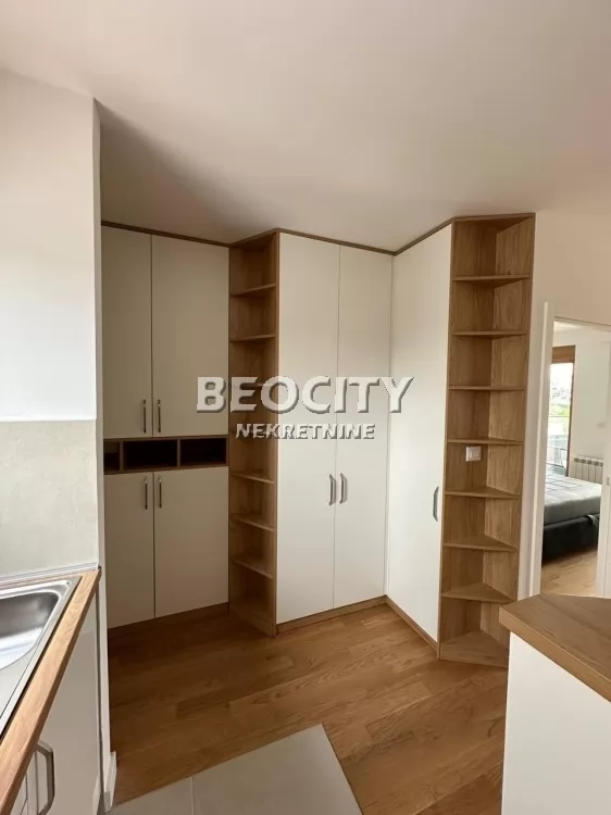 Dvosoban stan, 47 m2, Centar, Tošin bunar ID: 130919 13
