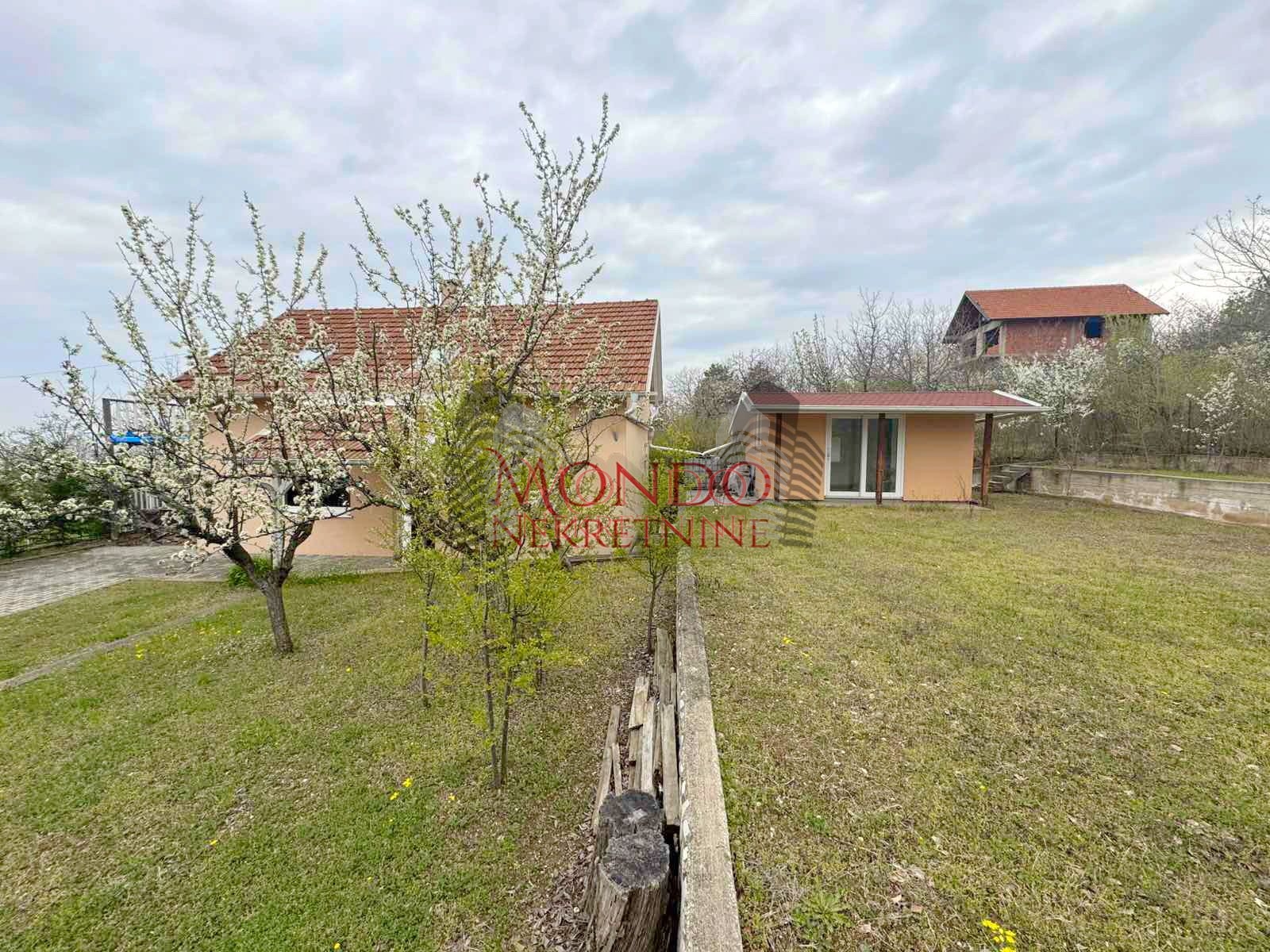 Na pradaju kuca, Vinik iznad stare fazanerije, 137.000e, 110m2 5