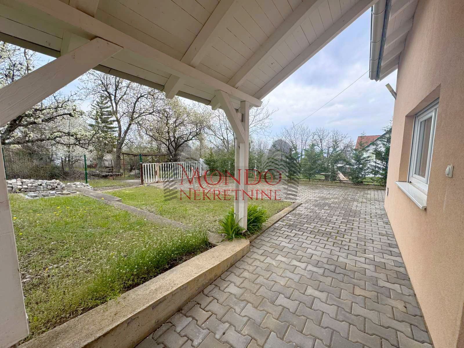 Na pradaju kuca, Vinik iznad stare fazanerije, 137.000e, 110m2 11