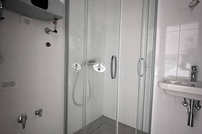 Novogradnja na Lekinom brdu  useljiv 2 0 stan 41m2 5