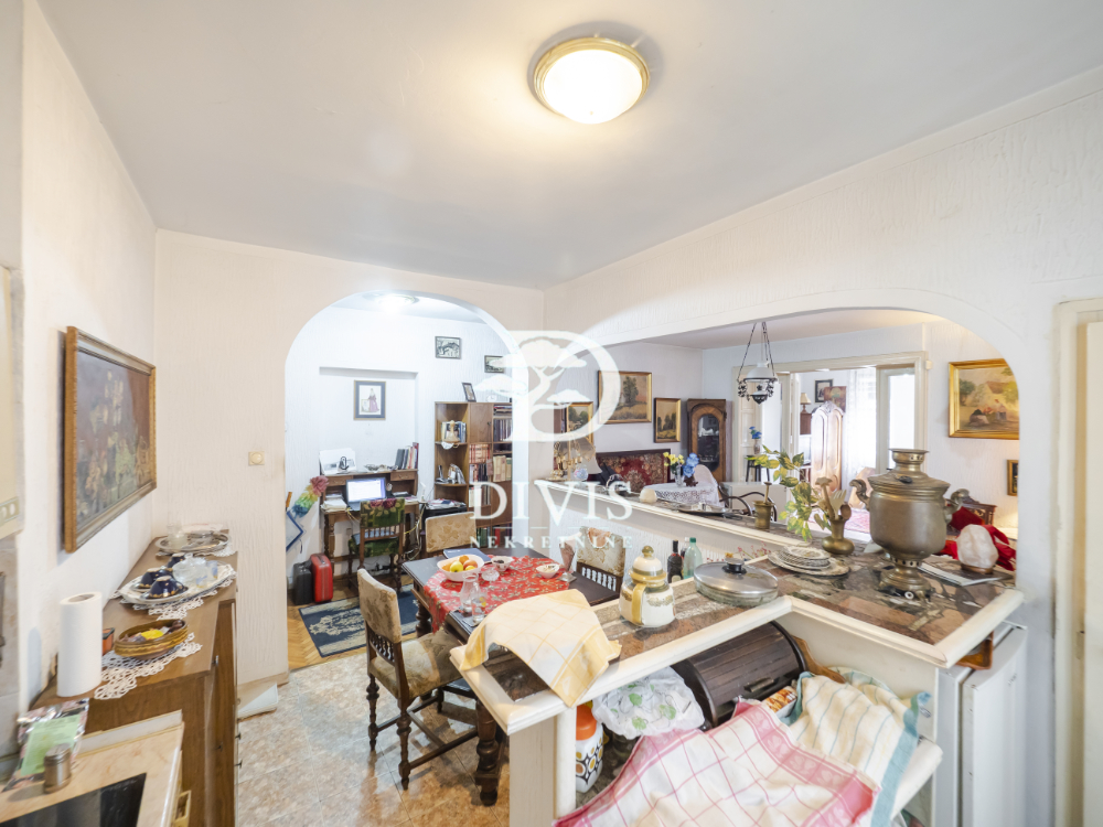 Prodajemo salonski 3 0 stan  80m2  Skadarska ulica 4