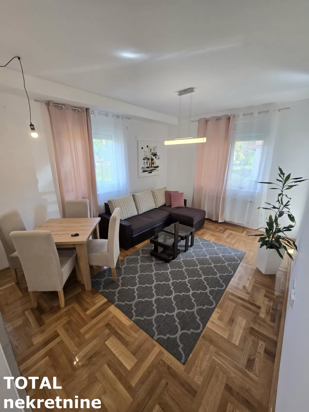 Stan,NOVI SAD,NOVO NASELJE,kv: 37.00, € 125000, ID: 1102457 1
