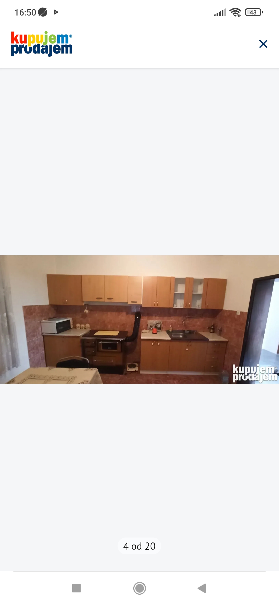 Na prodaju porodicna kuća 4