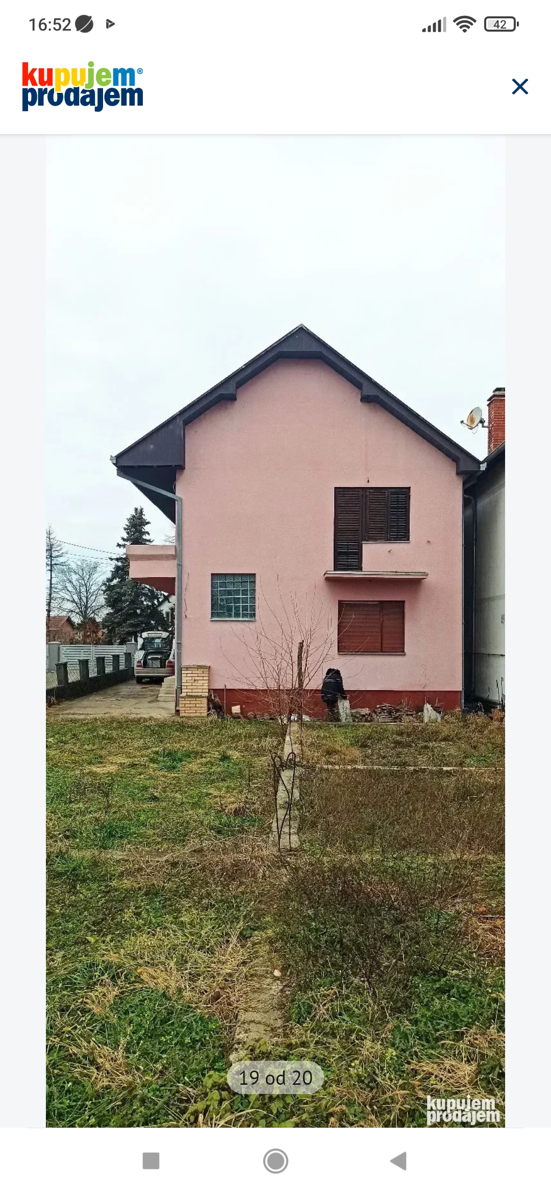 Na prodaju porodicna kuća 2