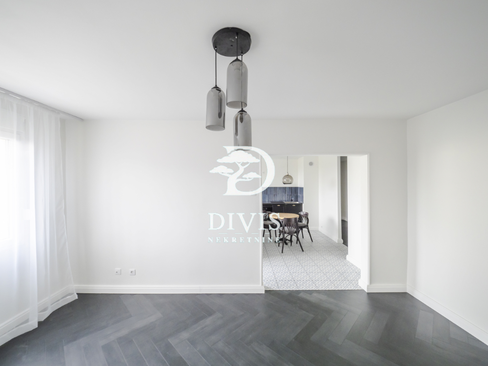 Renoviran 2 0 stan u Zemunu  Meandri  Bačka  68m2 2