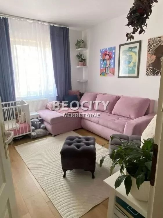 Dvosoban stan, 32 m2, Satelit, Futoški put ID: 131173 1