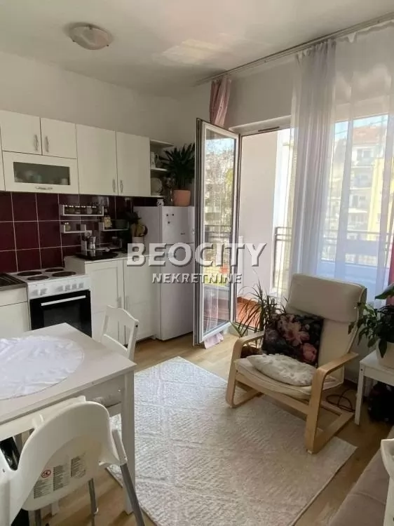 Dvosoban stan, 32 m2, Satelit, Futoški put ID: 131173 3