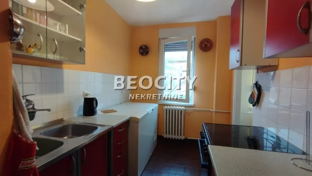 Dvosoban stan  56 m2  Novo naselje  Bulevar Slobodana Jovanovića ID  131153 3