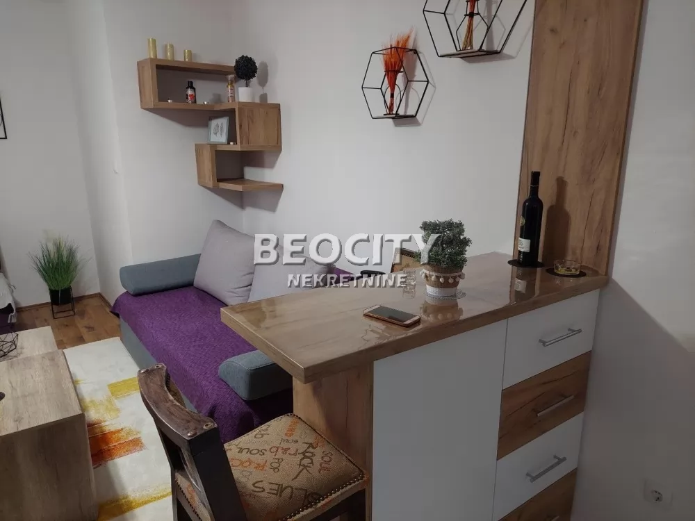 Jednosoban stan, 30 m2, Grbavica, Bulevar Cara Lazara ID: 130959 2