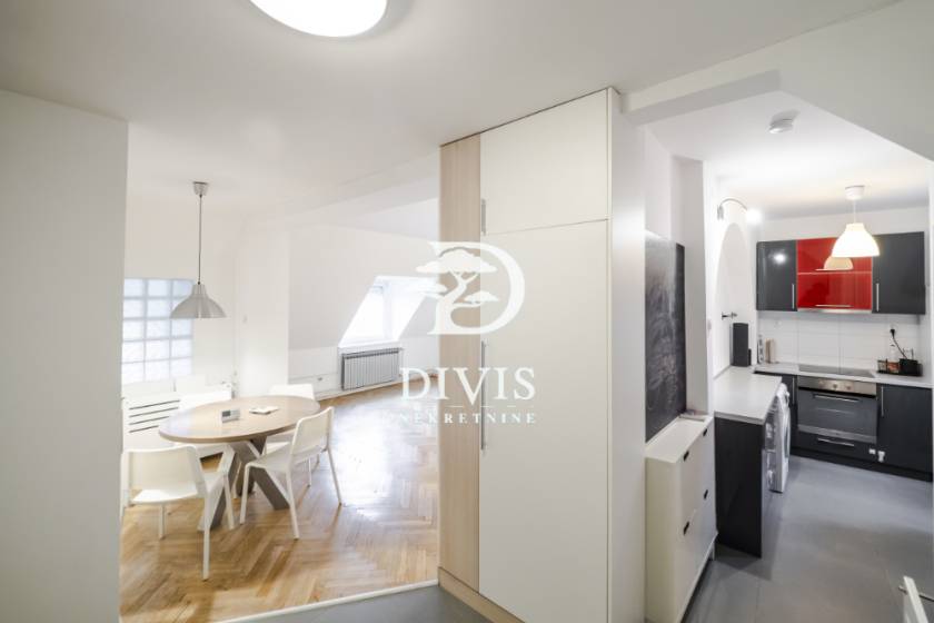 Trosoban stan sa pogledom na Kalemegdan  83m2 4