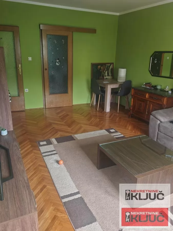 SAJMIŠTE, 40m2, Jednoiposoban, Bulevar Kralja Petra I 2