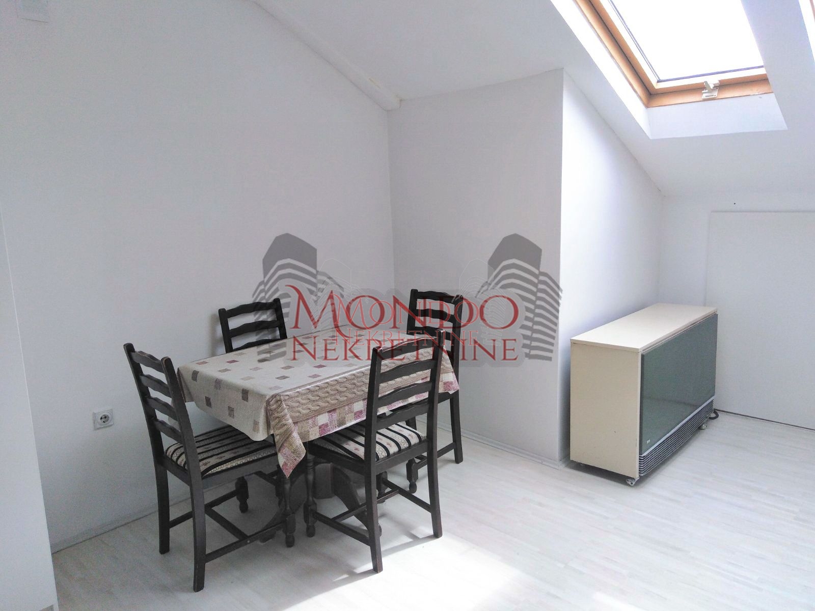 Garsonjera na Bubnju u blizini Novog Niša 6