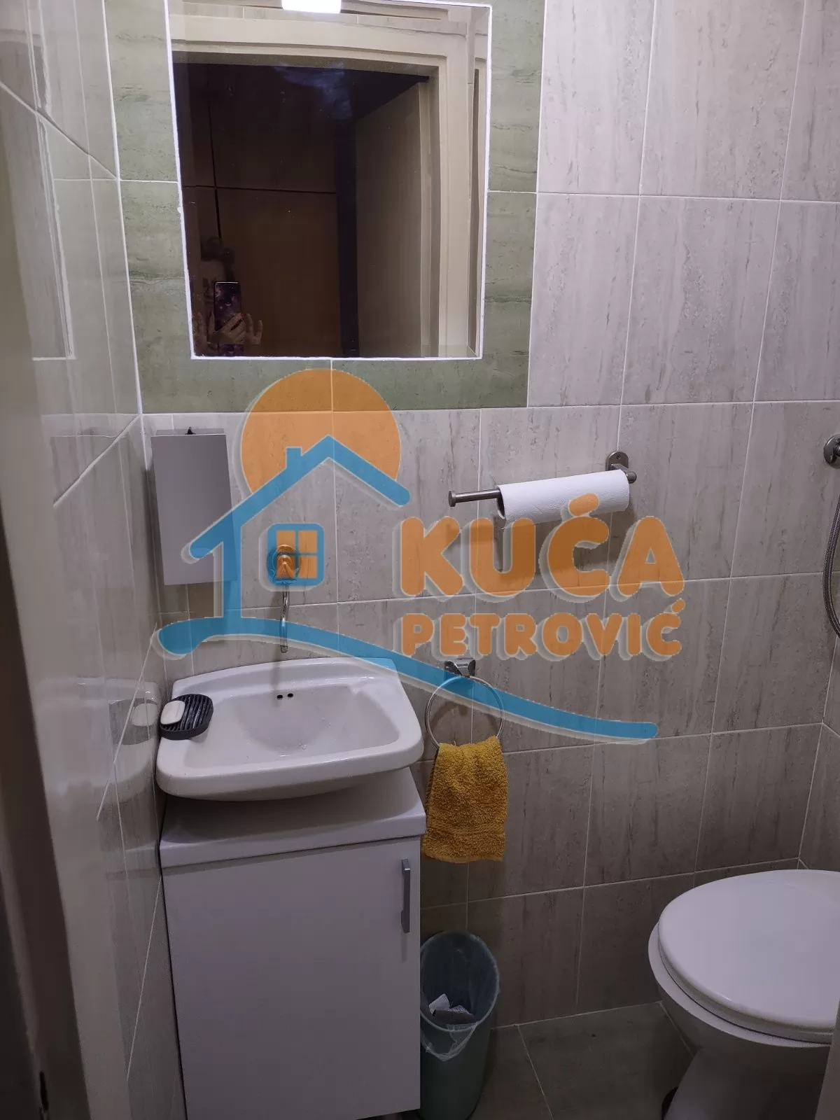 četvorosoban stan, 83 m2, Medijana, Sokolska ID: p-016195 7