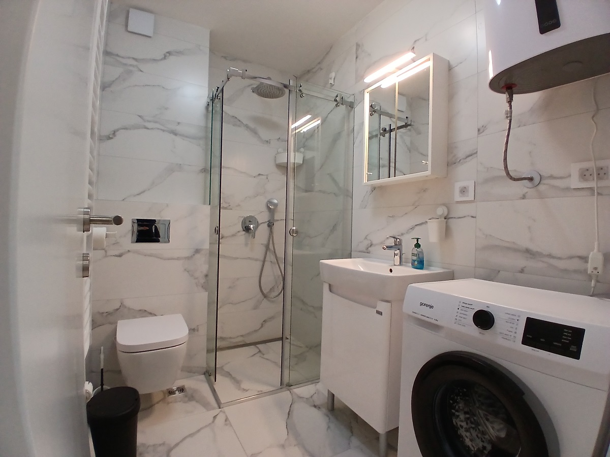 Izdajemo nov 1 0 stan na Voždovcu  Šumice  31m2 4