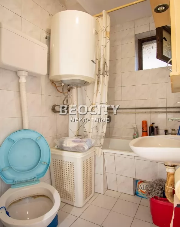 Petosobna kuća, 209 m2, Surčin, Cara Dušana ID: 131076 17