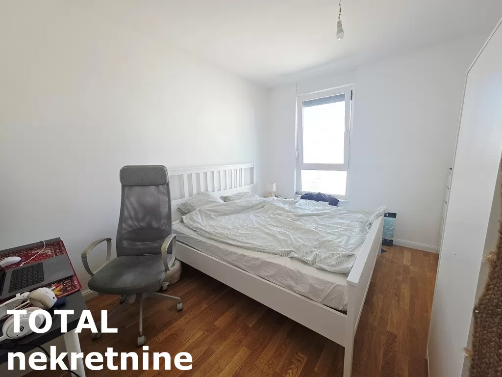 Stan,NOVI SAD,BULEVAR PATRIJARHA PAVLA,kv: 65.00, € 165000, ID: 1102506 7