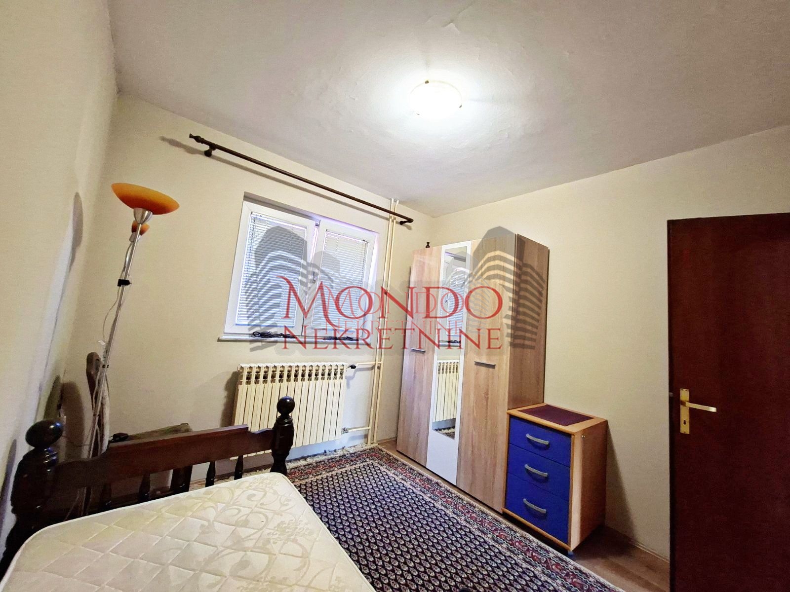 Dvoiposoban stan u kući na Trošarini 10