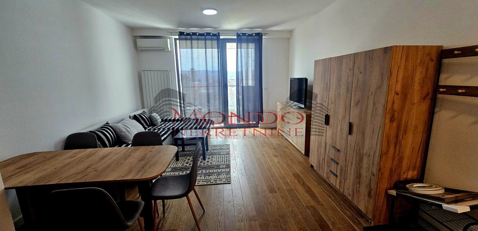 Izdaje se garsonjera u Planet Residence, Niš 1