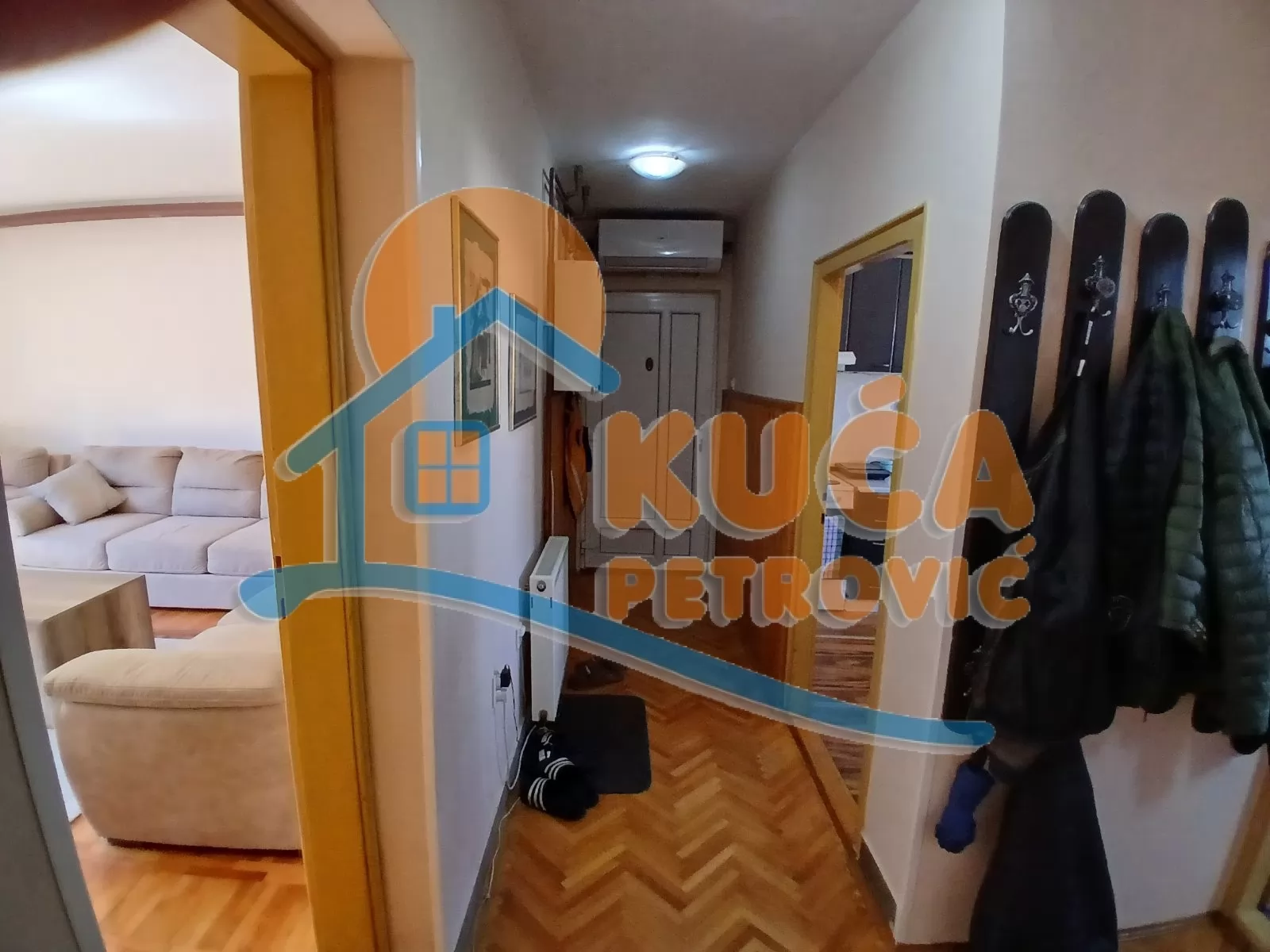 Trosoban stan, 75 m2, Medijana, Trg kralja Aleksandra Ujedinitelja ID: p-016194 2