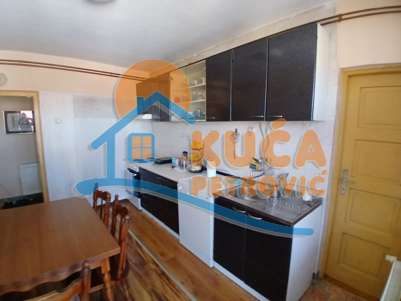 Trosoban stan, 75 m2, Medijana, Trg kralja Aleksandra Ujedinitelja ID: p-016194 6