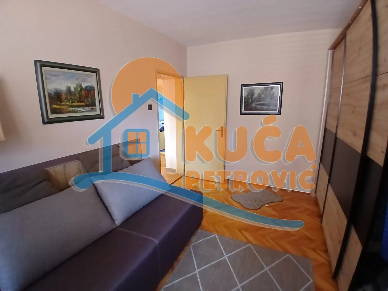 Trosoban stan, 75 m2, Medijana, Trg kralja Aleksandra Ujedinitelja ID: p-016194 8