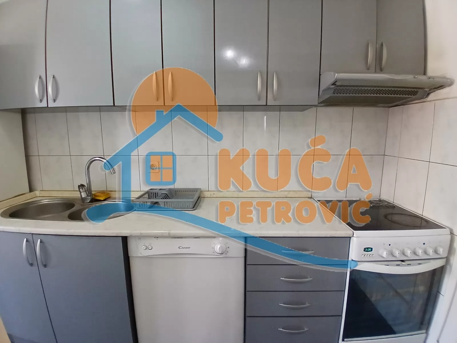 Trosoban stan, 81 m2, Marger, Episkopska ID: i-016193 8