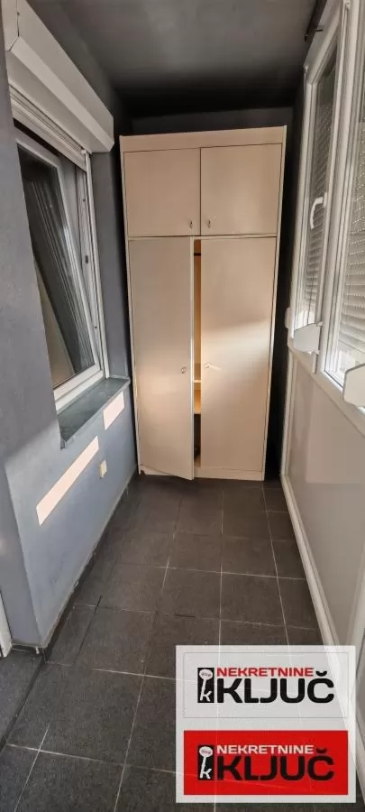 Dobar Jednoipopsoban stan u blizini Z.stanice/kod LIDLA/ 9