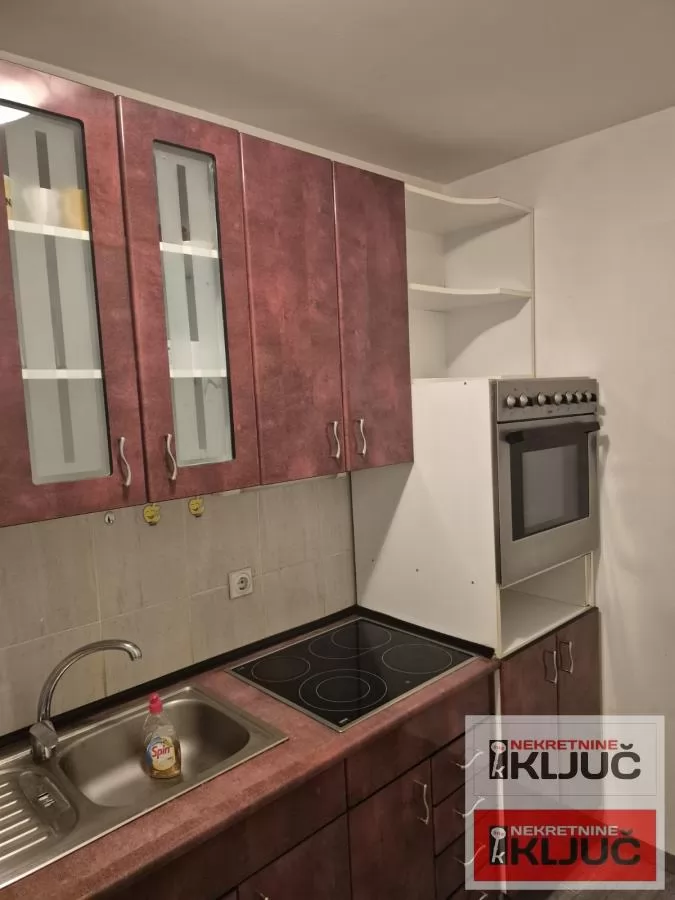 Odlican jednosoban stan na Grbavici/liman4 5