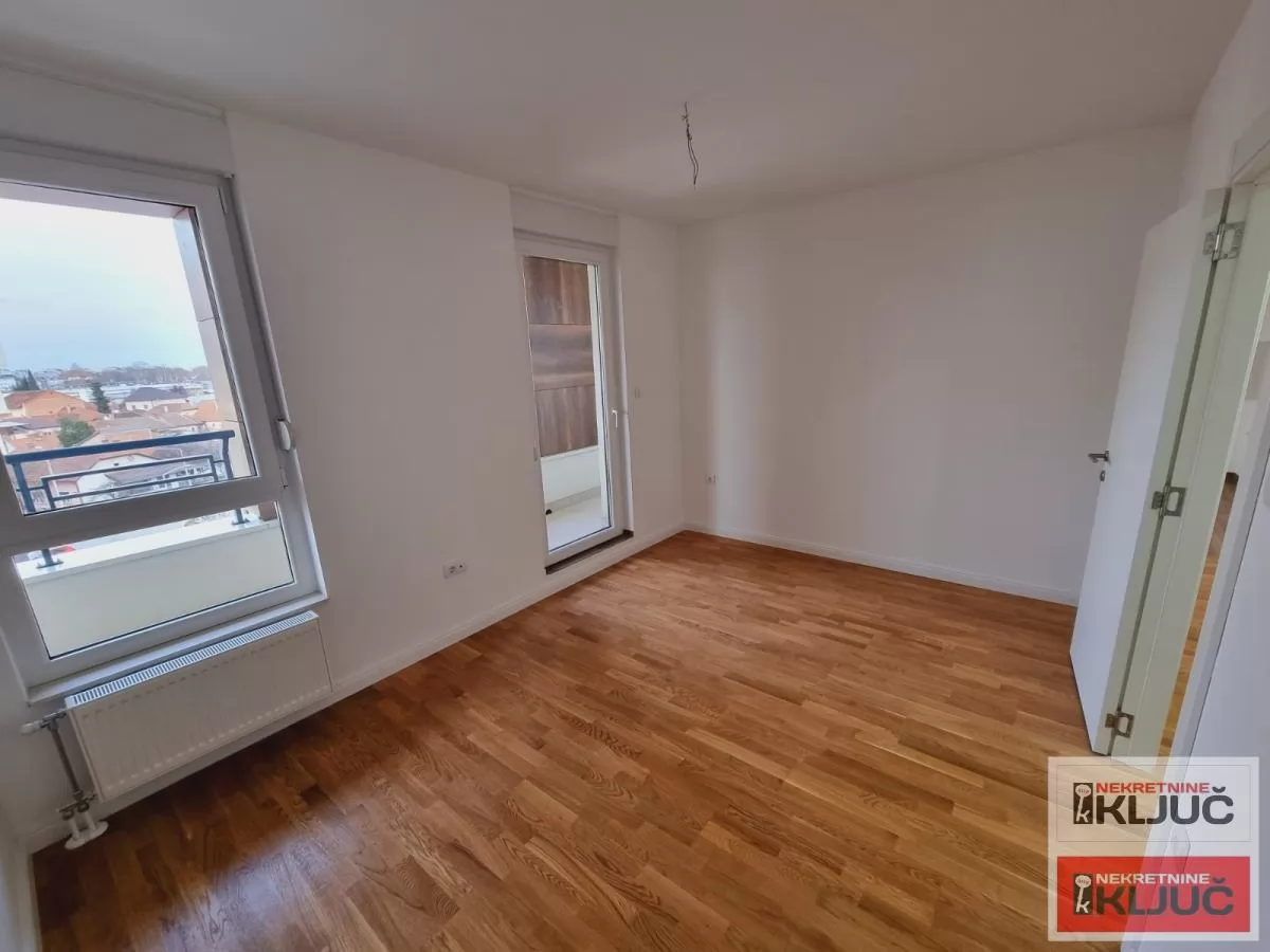 SOMBORSKI BULEVAR, 63m2, Trosoban, Noviji 9