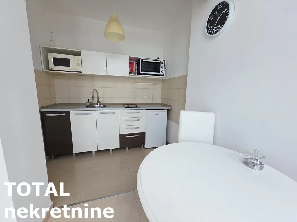 Stan,NOVI SAD,CENTAR,kv: 24.00, € 95000, ID: 1102510 6