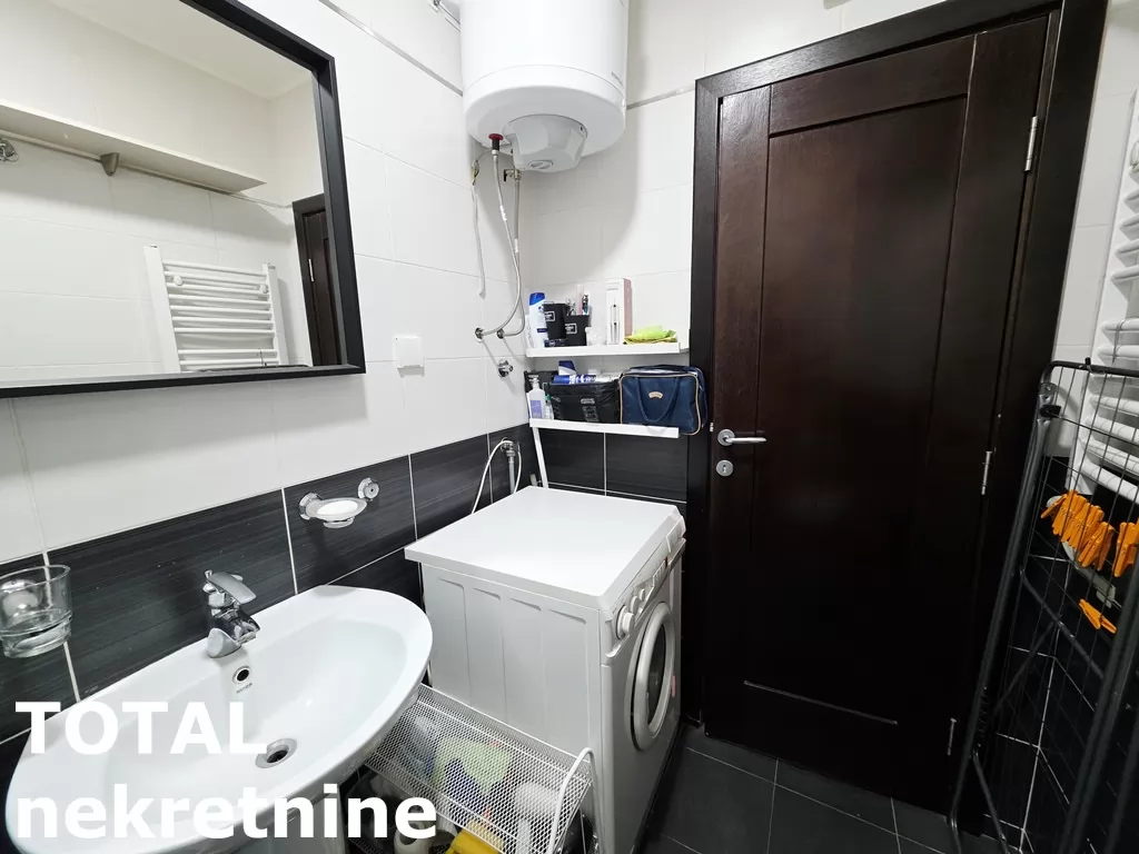 Stan,NOVI SAD,CENTAR,kv: 24.00, € 95000, ID: 1102510 8