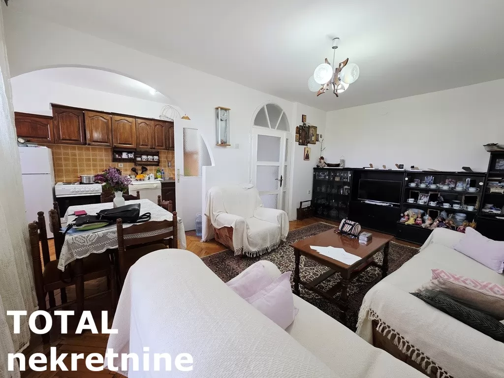 Stan,NOVI SAD,BULEVAR,kv: 52.00, € 120000, ID: 1102514 3