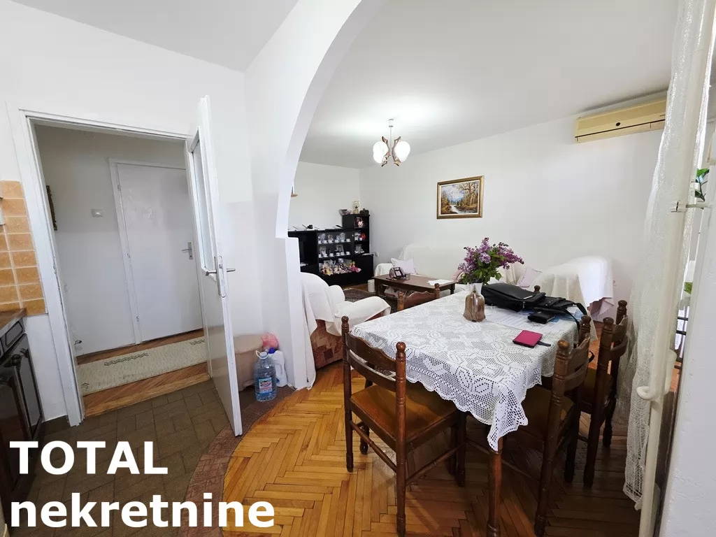 Stan,NOVI SAD,BULEVAR,kv: 52.00, € 120000, ID: 1102514 4