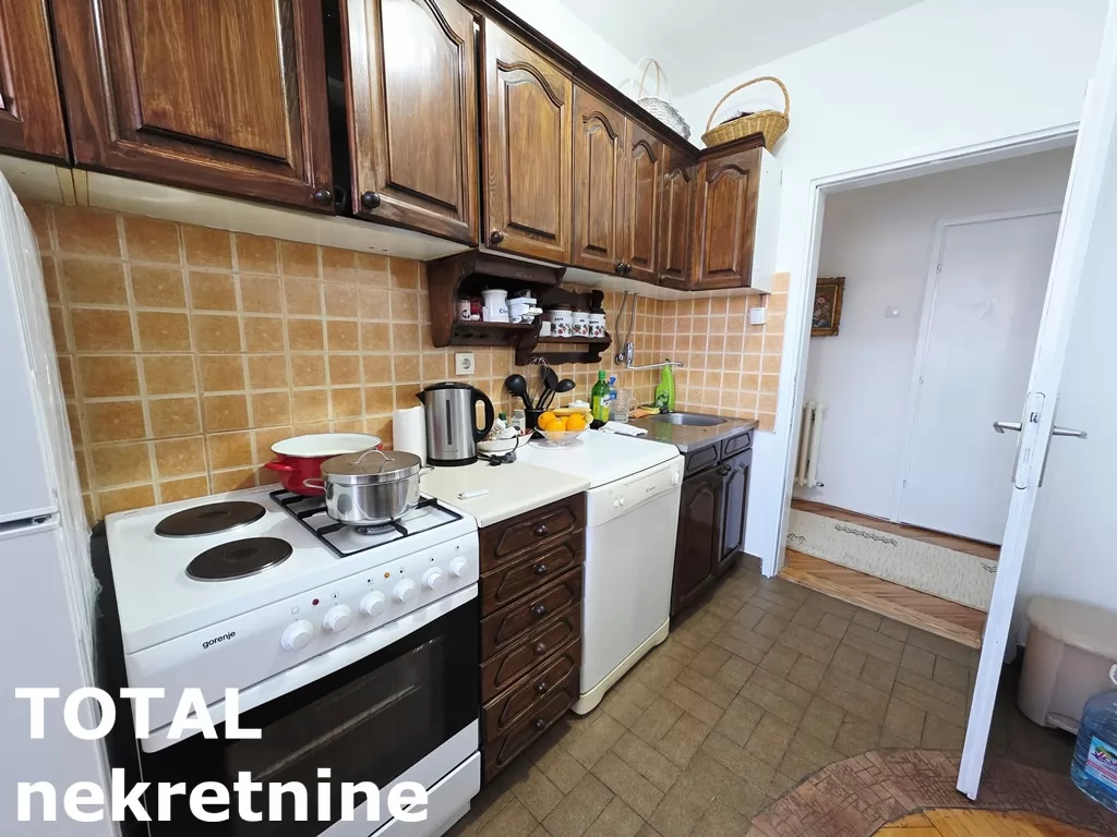 Stan,NOVI SAD,BULEVAR,kv: 52.00, € 120000, ID: 1102514 5