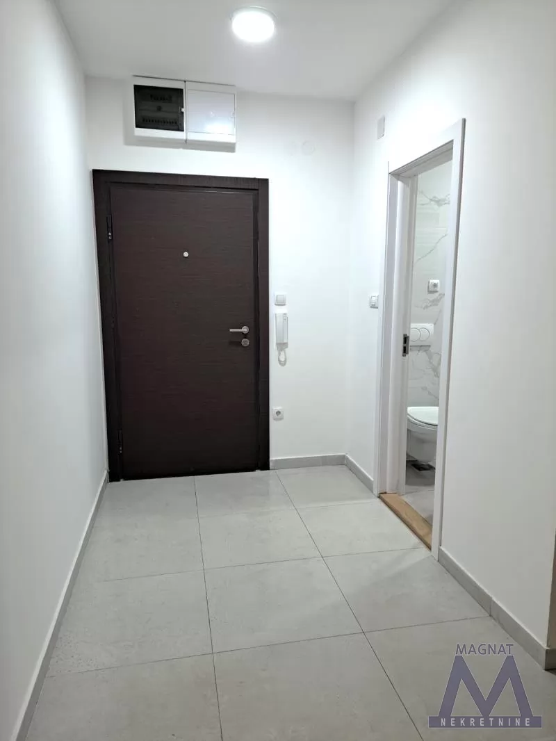 Stan,NOVI SAD,TELEP,kv: 25, € 250, ID: 9101930 6