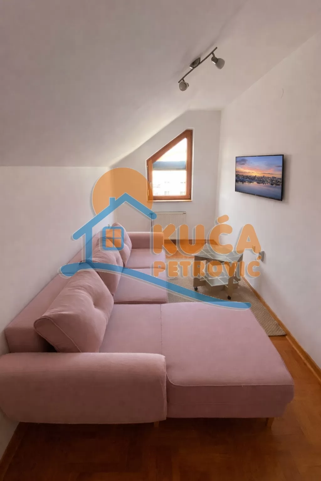 Trosoban stan, 66 m2, Duvanište, Radoja Dakića ID: i-016190 9