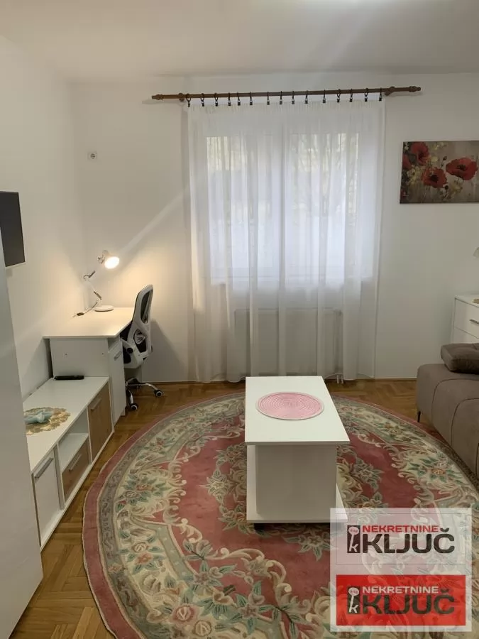 ADAMOVIĆEVO NASELJE, 25m2, Jednosoban, Namešten 7