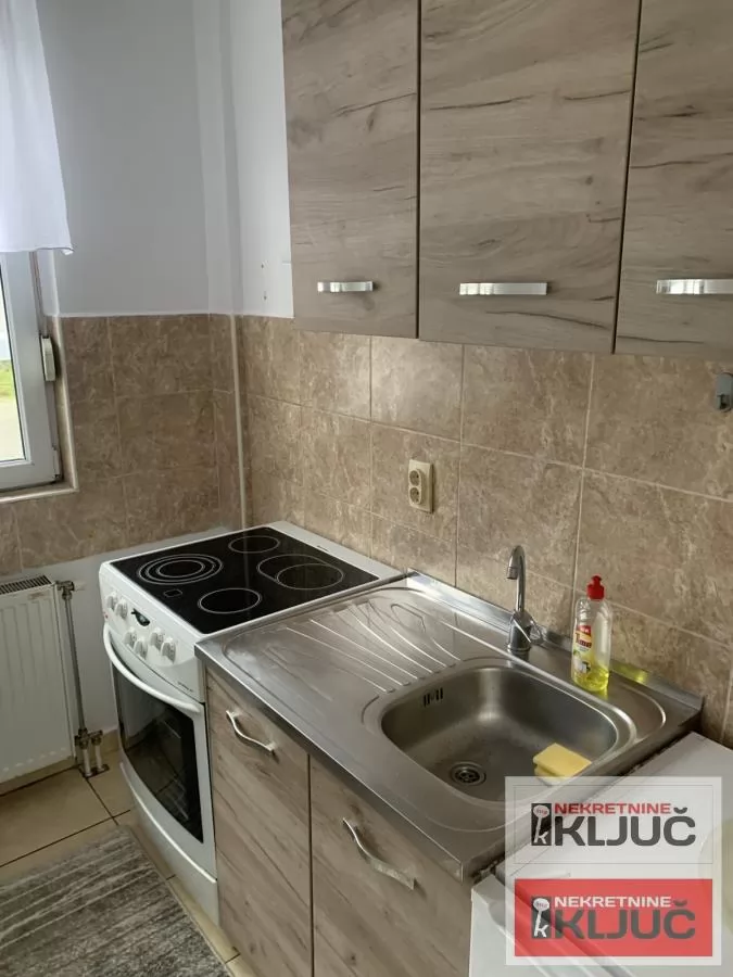 ADAMOVIĆEVO NASELJE, 25m2, Jednosoban, Namešten 9