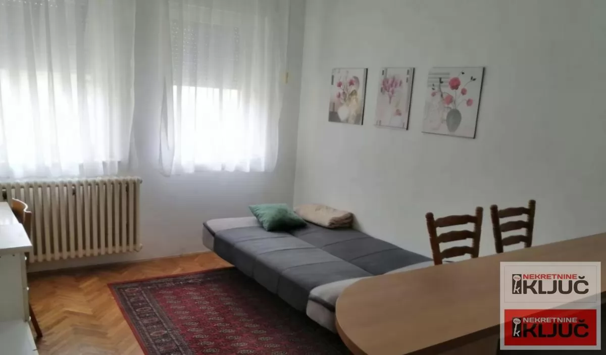 Dobra garsonjera u blizini Futoske pijace 2