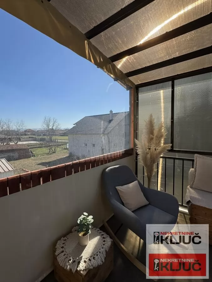 SAJLOVO, 55m2+ terasa, Dvoiposoban 25