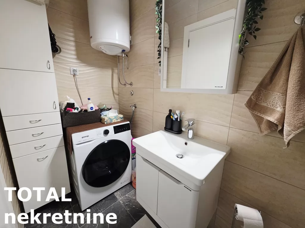 Stan,NOVI SAD,LIPOV GAJ,kv: 72.00, € 151200, ID: 1102515 13