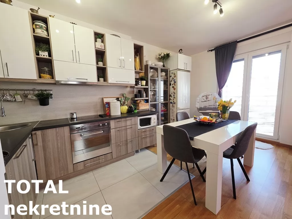 Stan,NOVI SAD,LIPOV GAJ,kv: 72.00, € 151200, ID: 1102515 6