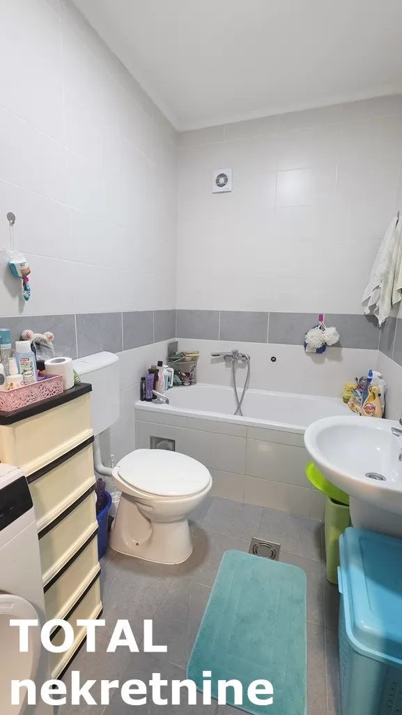 Stan,PETROVARADIN,PETROVARADIN,kv: 39.00, € 115000, ID: 1102521 8